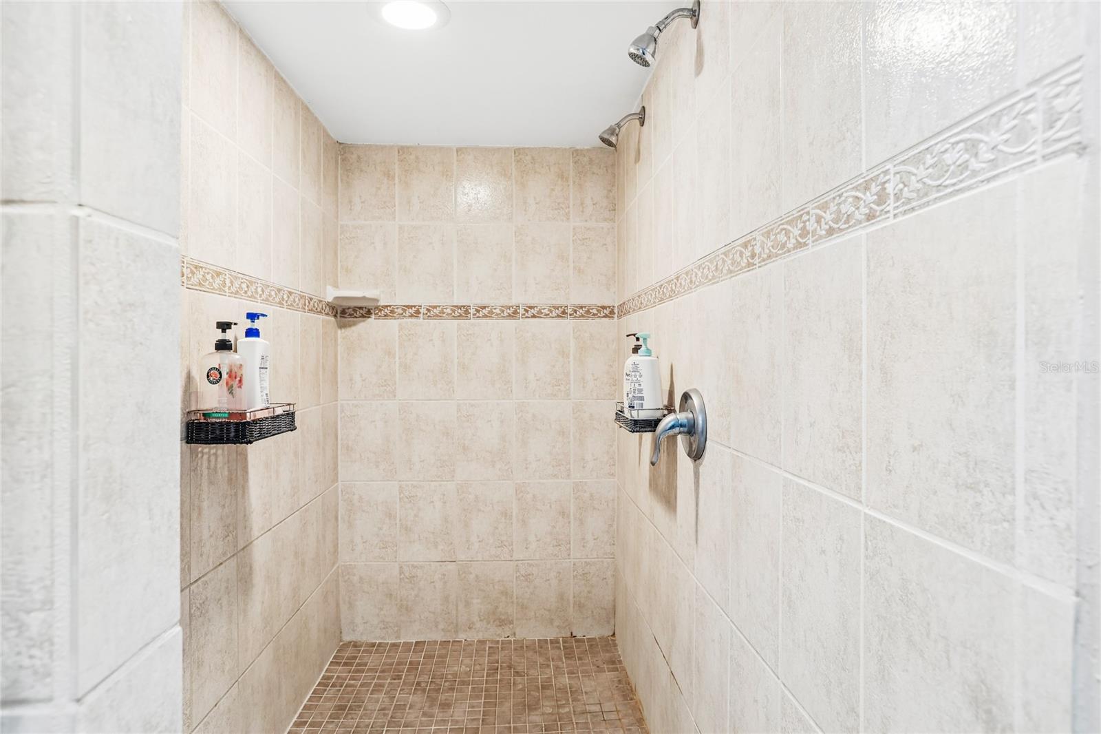 700 13TH CT SW — photo 25