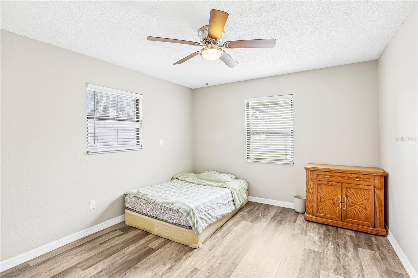 700 13TH CT SW — photo 19