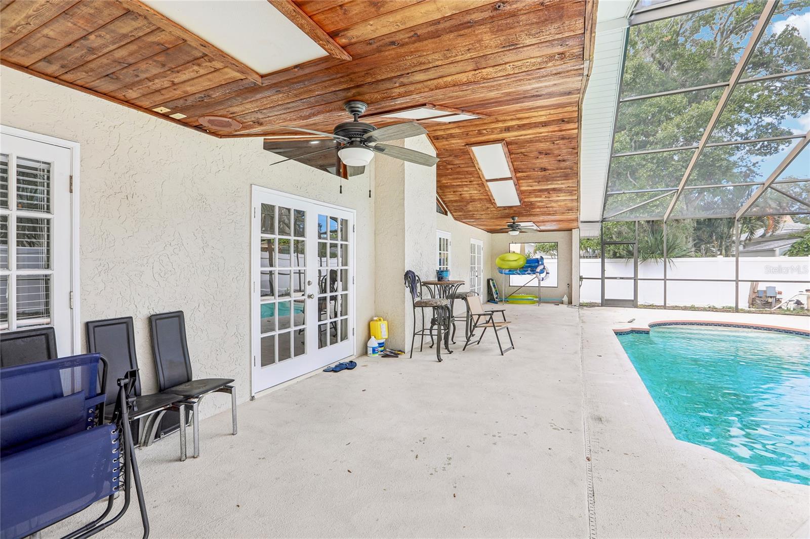 700 13TH CT SW — photo 32