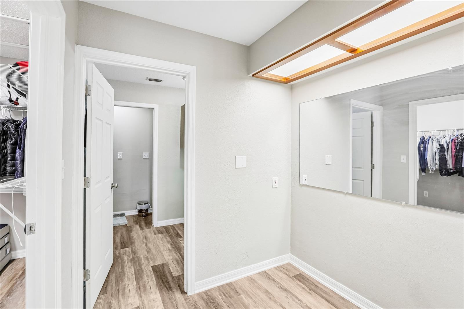 700 13TH CT SW — photo 23