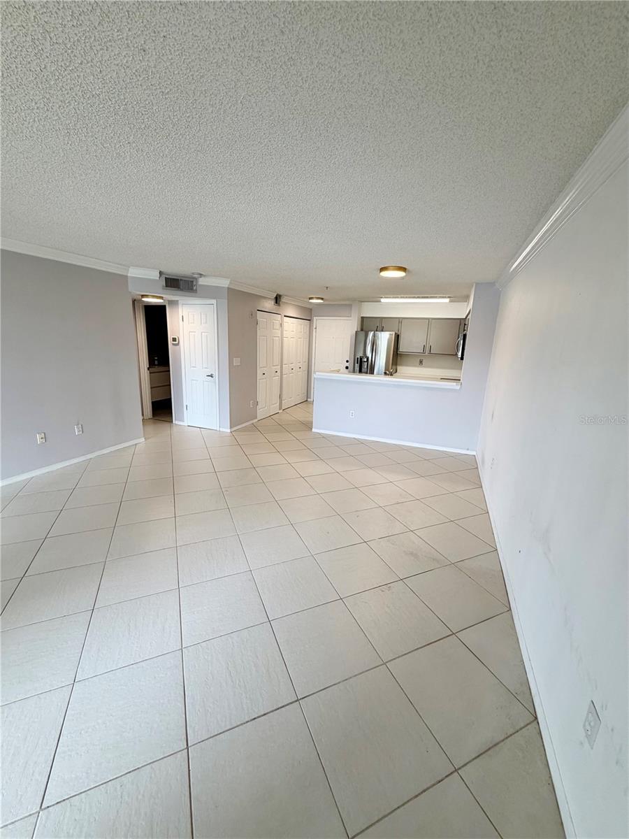2400 FEATHER SOUND DR #1426 — photo 5