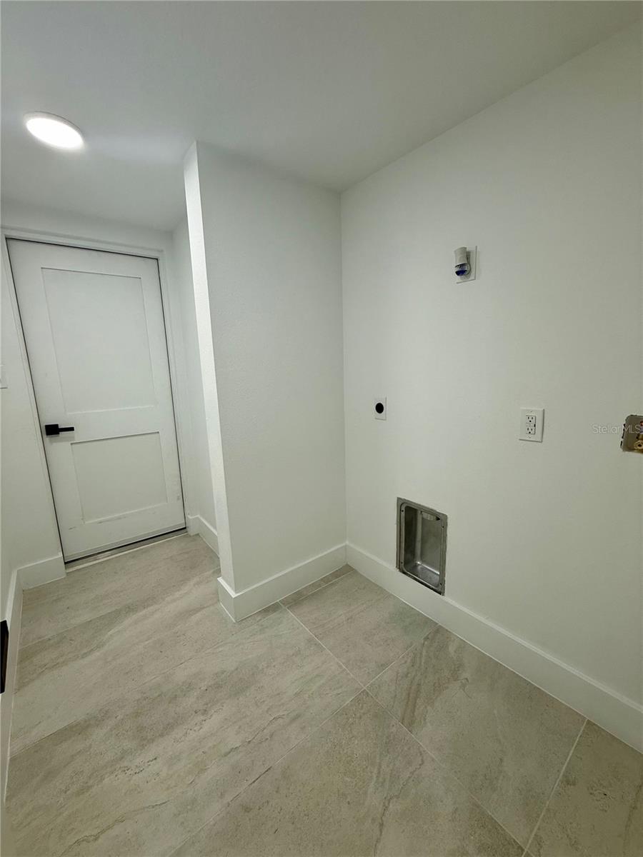2625 MIRIAM ST S — photo 11