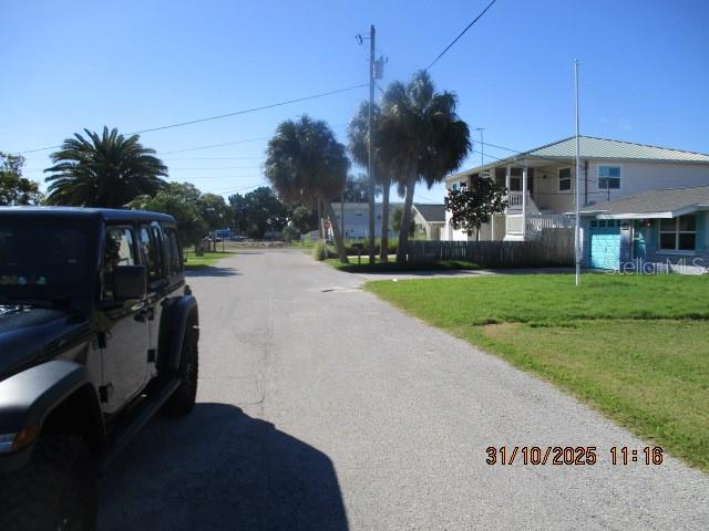 13739 COCO AVE — photo 3