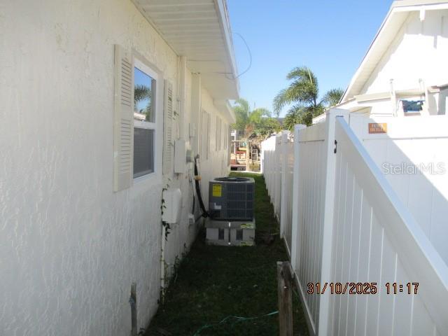 13739 COCO AVE — photo 5