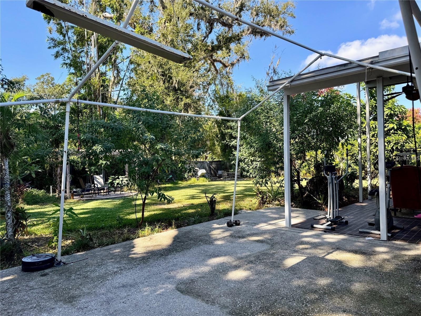 2908 FOREST CIR — photo 35
