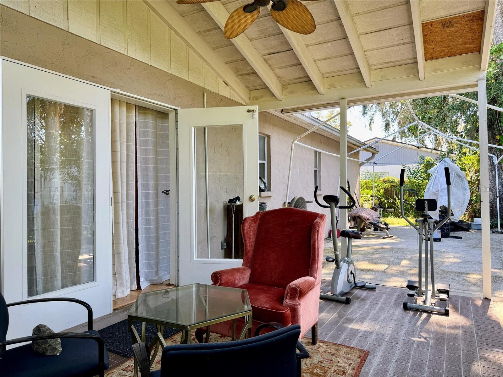 2908 FOREST CIR — photo 33