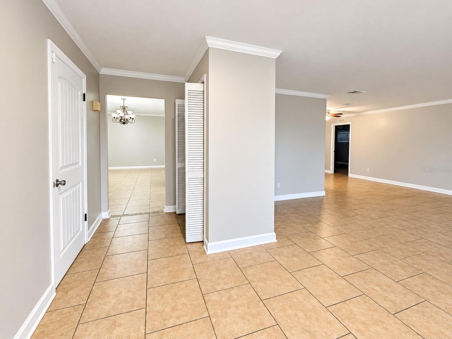 816 EAGLE LN — photo 5