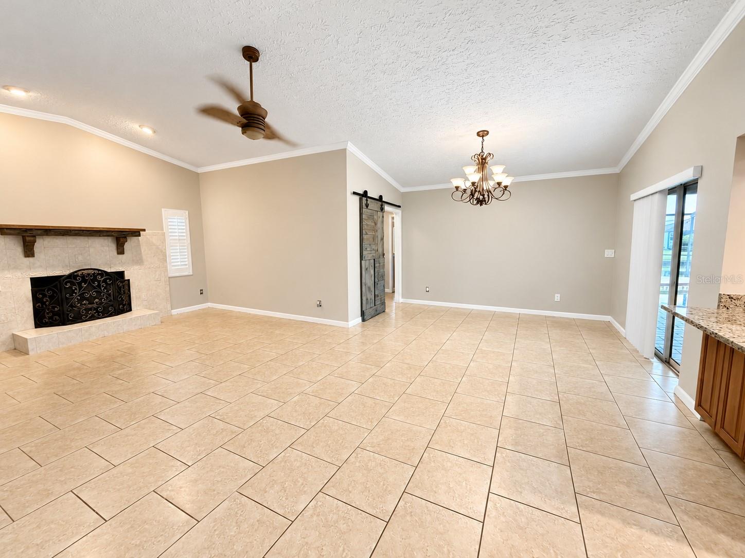 816 EAGLE LN — photo 9
