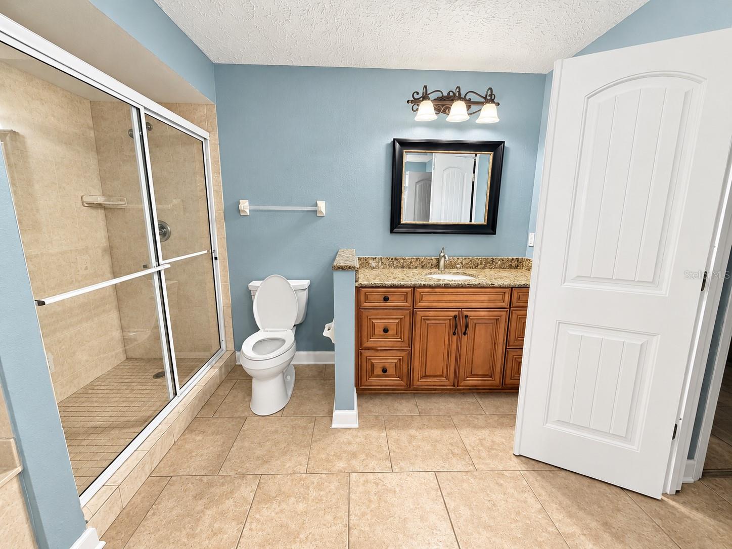 816 EAGLE LN — photo 20