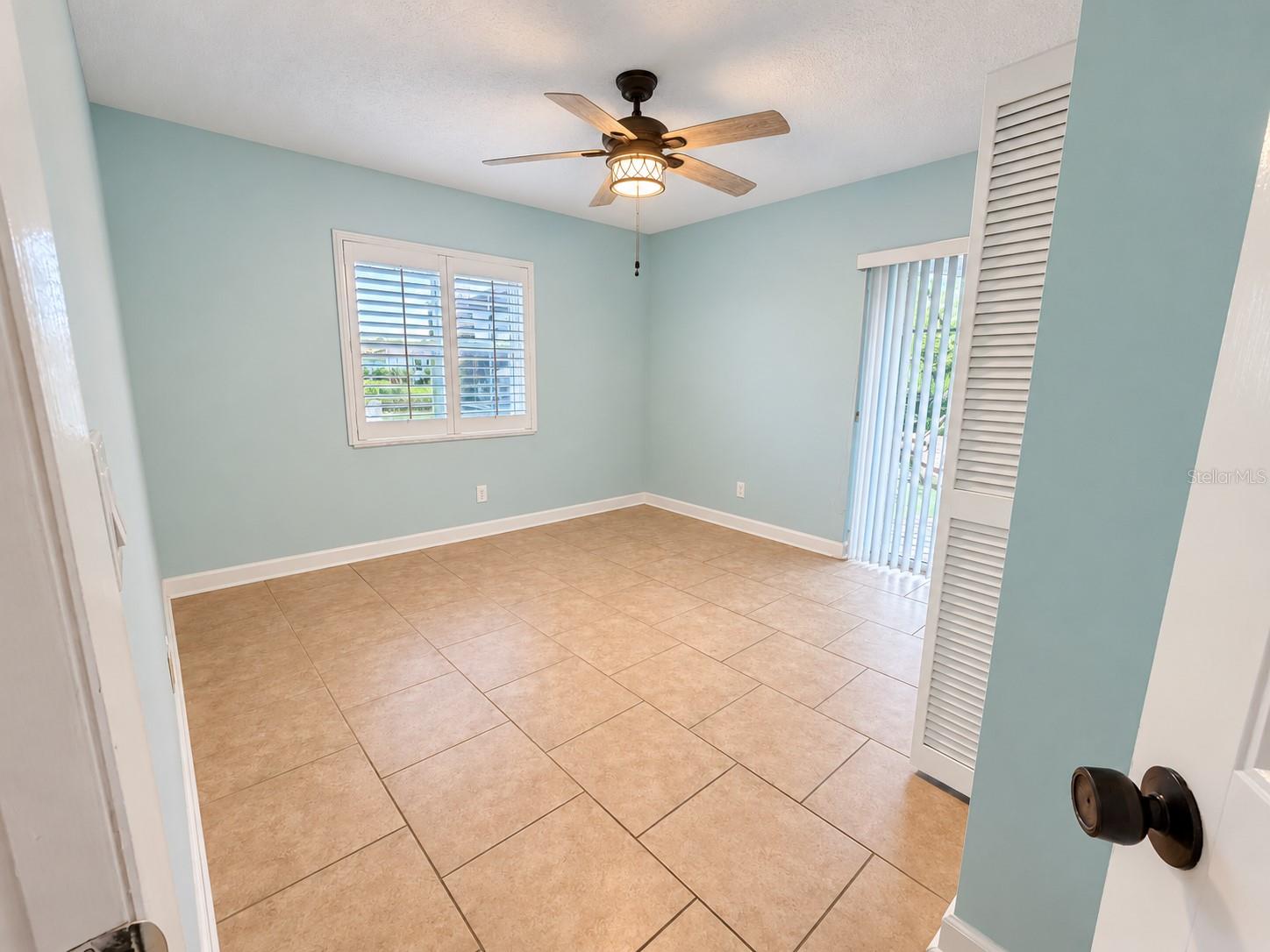 816 EAGLE LN — photo 26