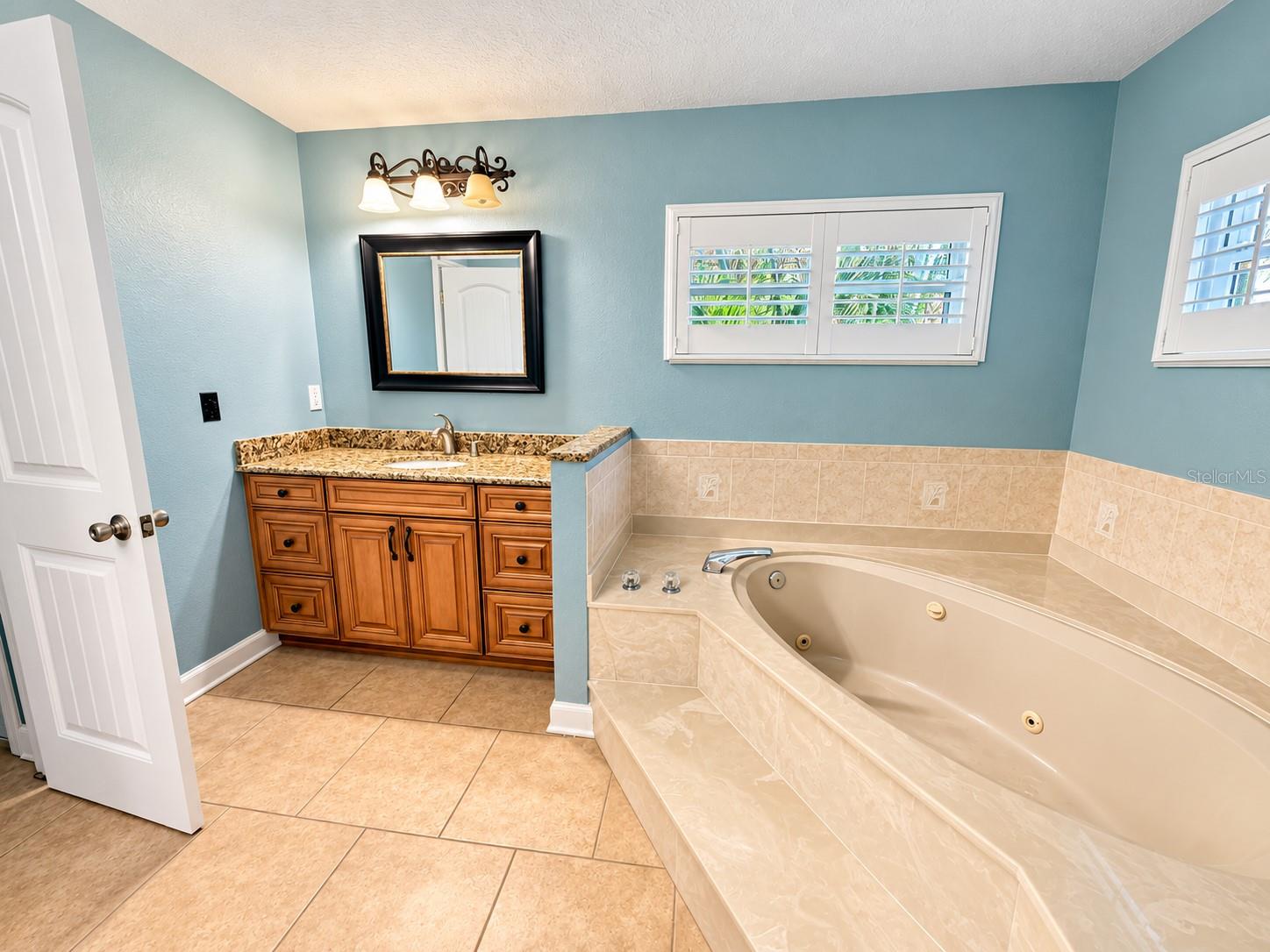 816 EAGLE LN — photo 19