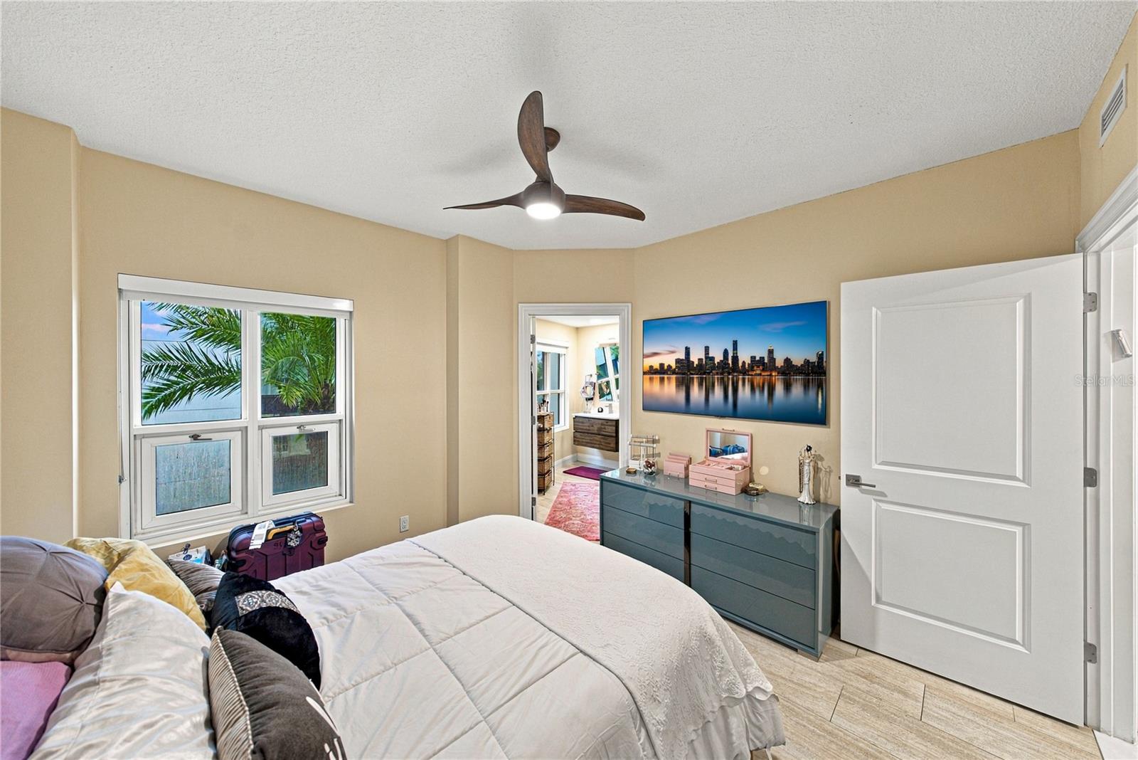 450 KNIGHTS RUN AVE #405 — photo 48