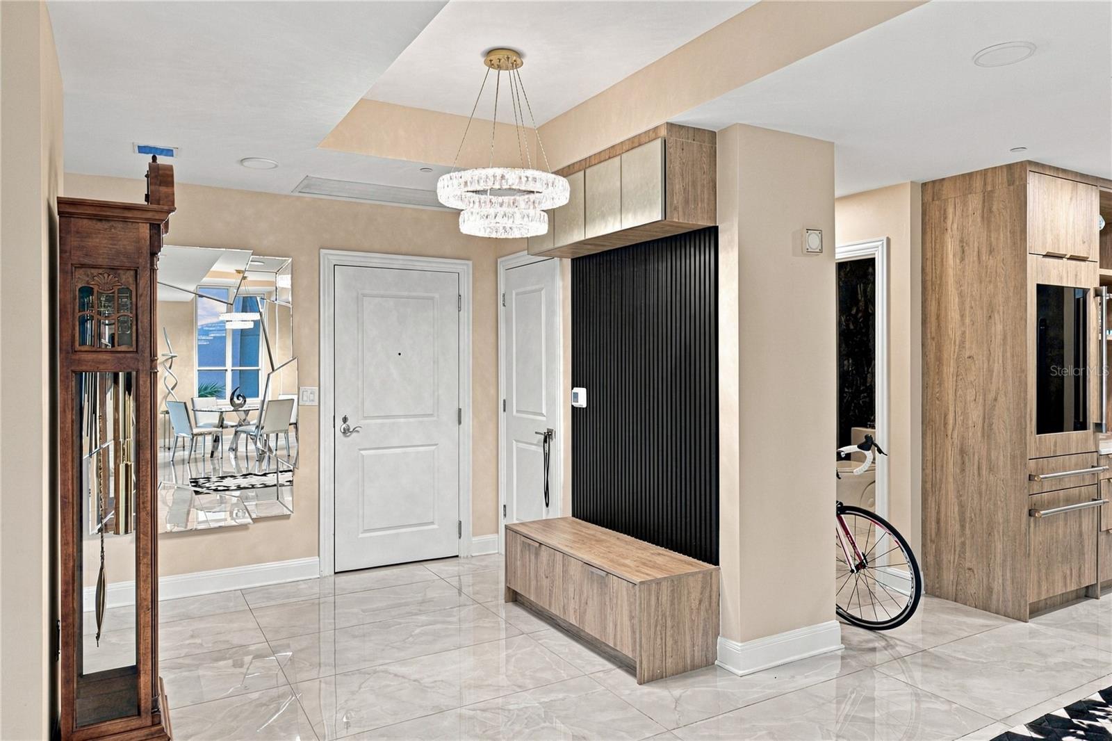 450 KNIGHTS RUN AVE #405 — photo 3