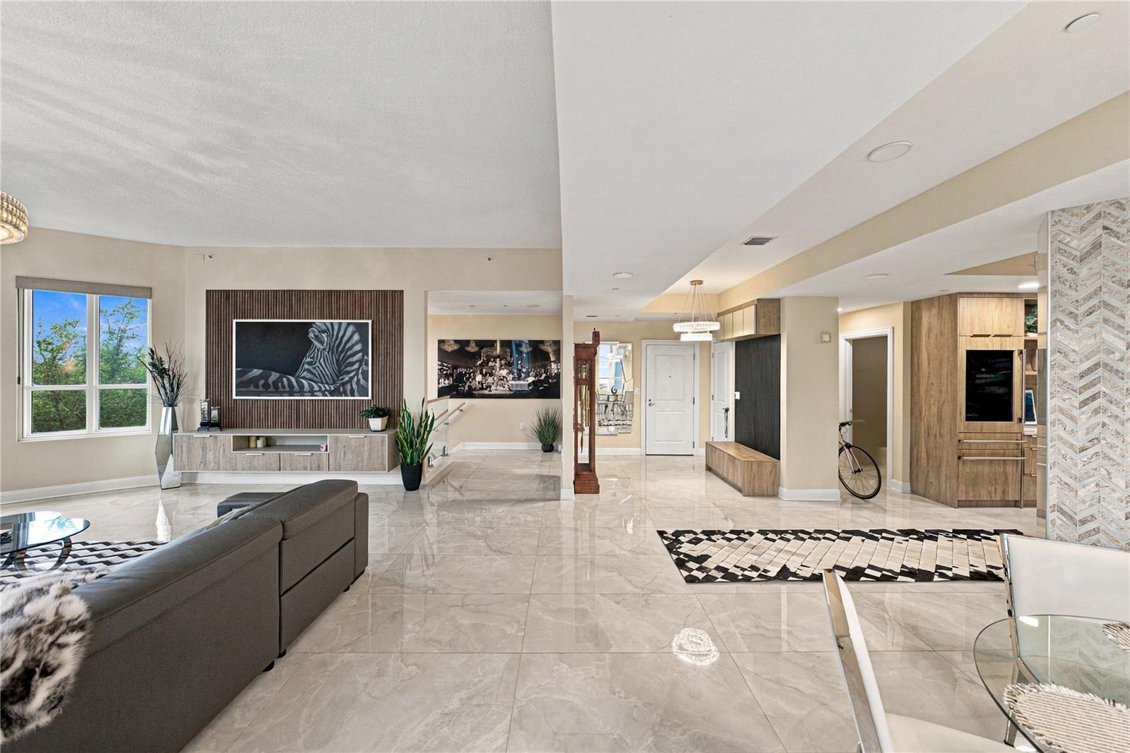 450 KNIGHTS RUN AVE #405 — photo 10