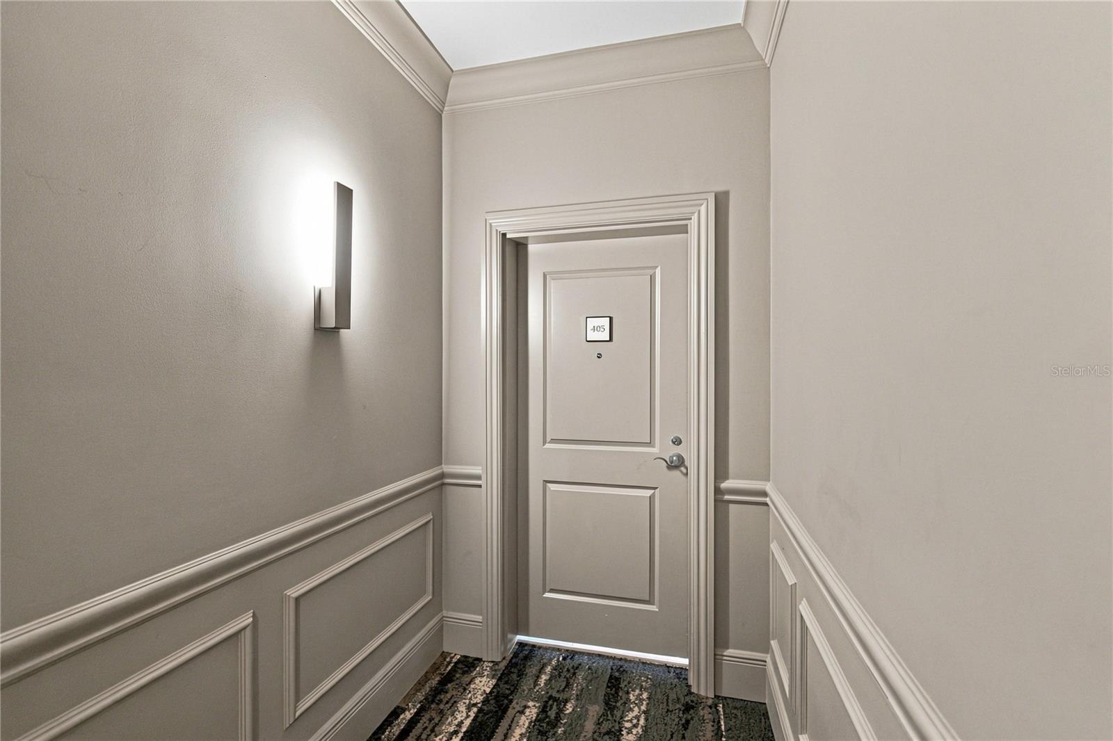 450 KNIGHTS RUN AVE #405 — photo 2