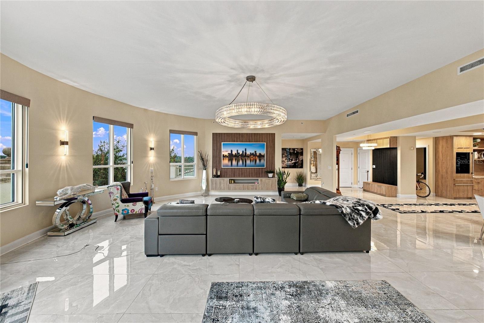 450 KNIGHTS RUN AVE #405 — photo 11