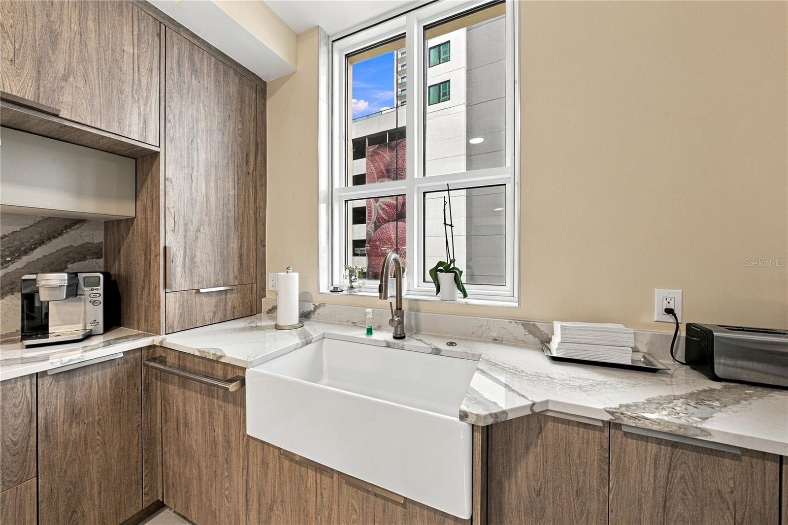 450 KNIGHTS RUN AVE #405 — photo 30