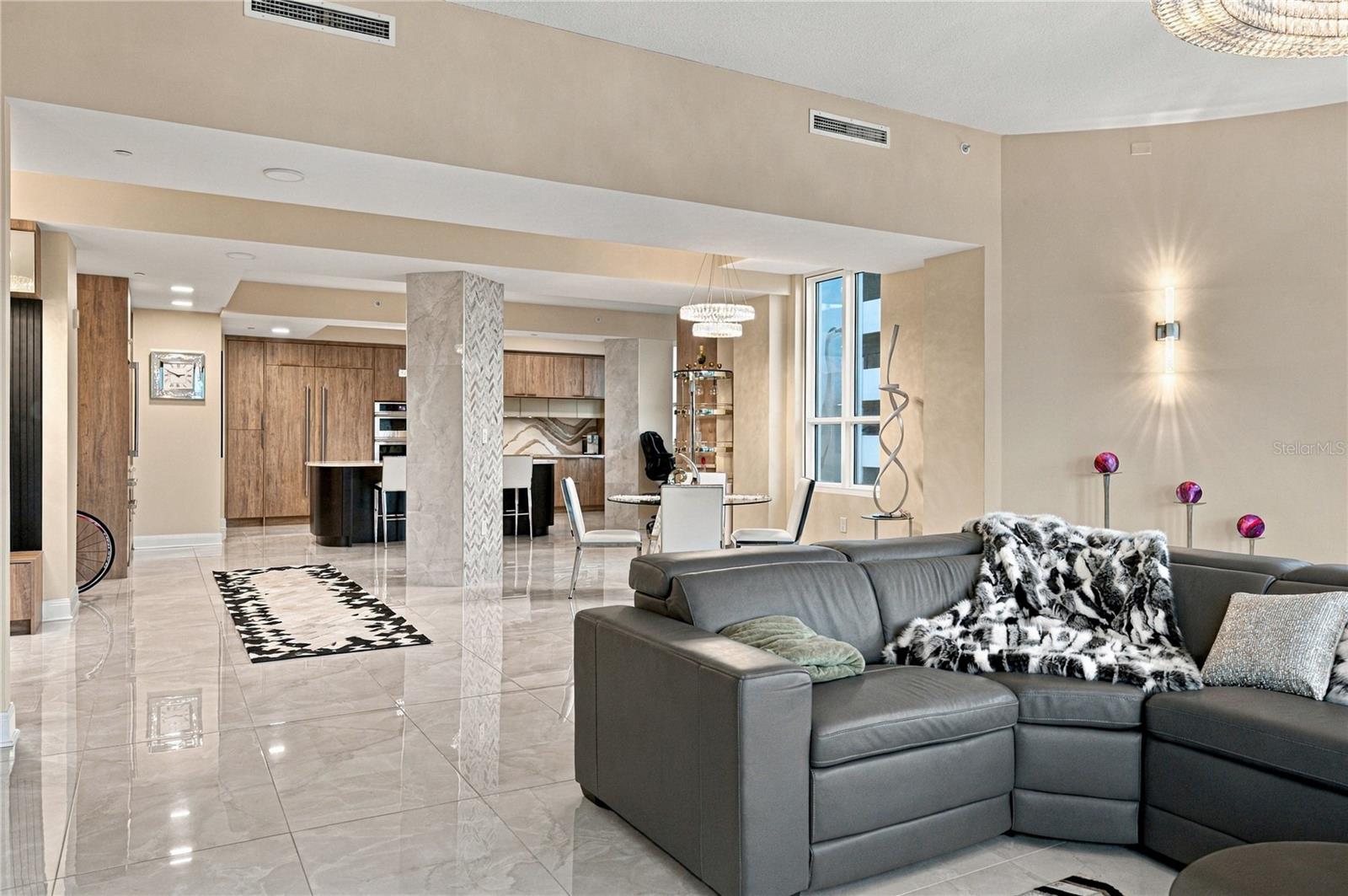 450 KNIGHTS RUN AVE #405 — photo 16
