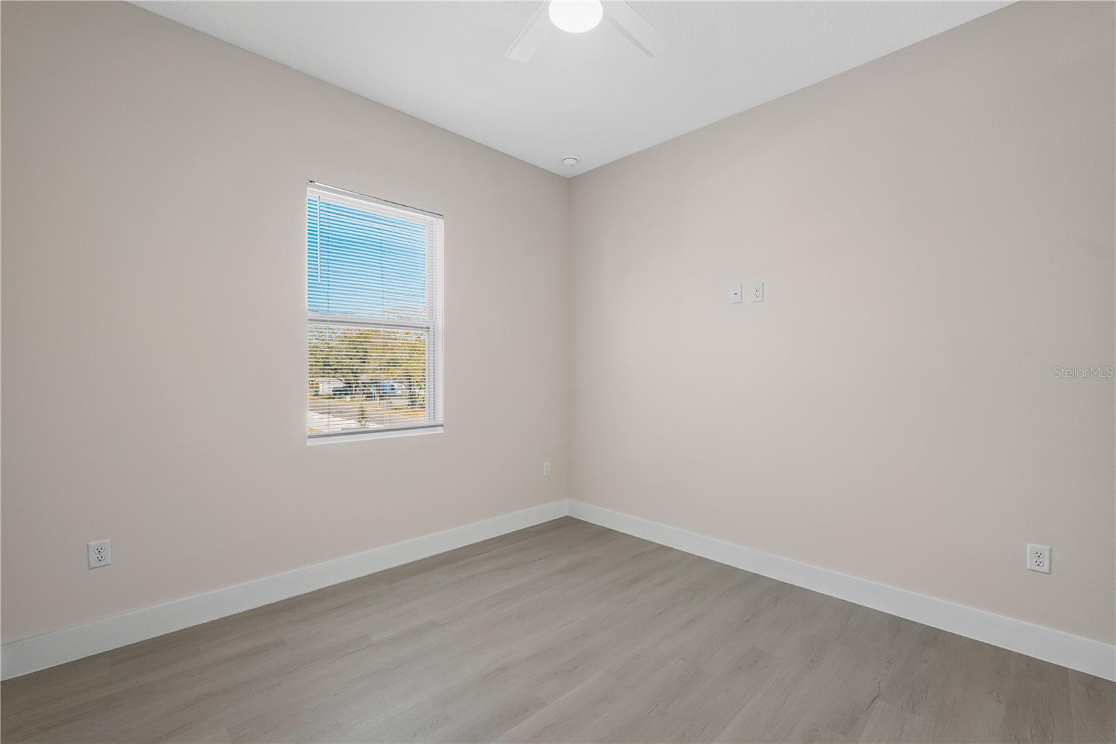 6976 BELLTREE CIR — photo 48