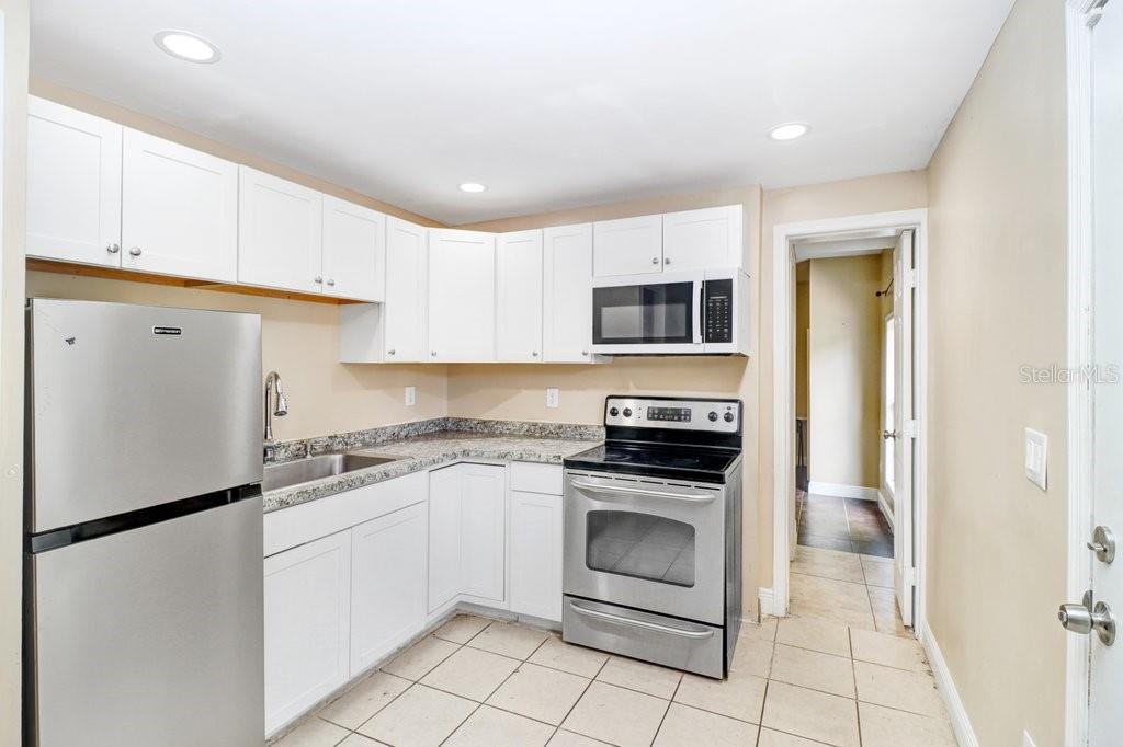 6720 FORRESTVALE LN — photo 36