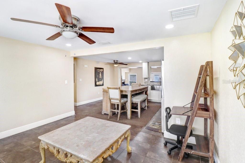 6720 FORRESTVALE LN — photo 14
