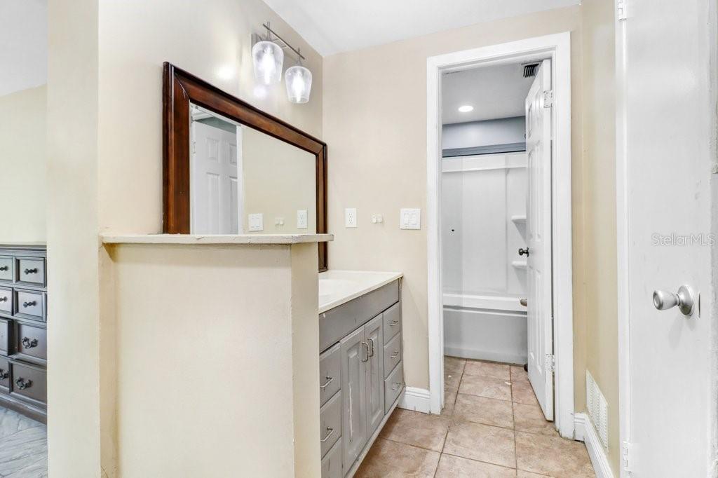 6720 FORRESTVALE LN — photo 28