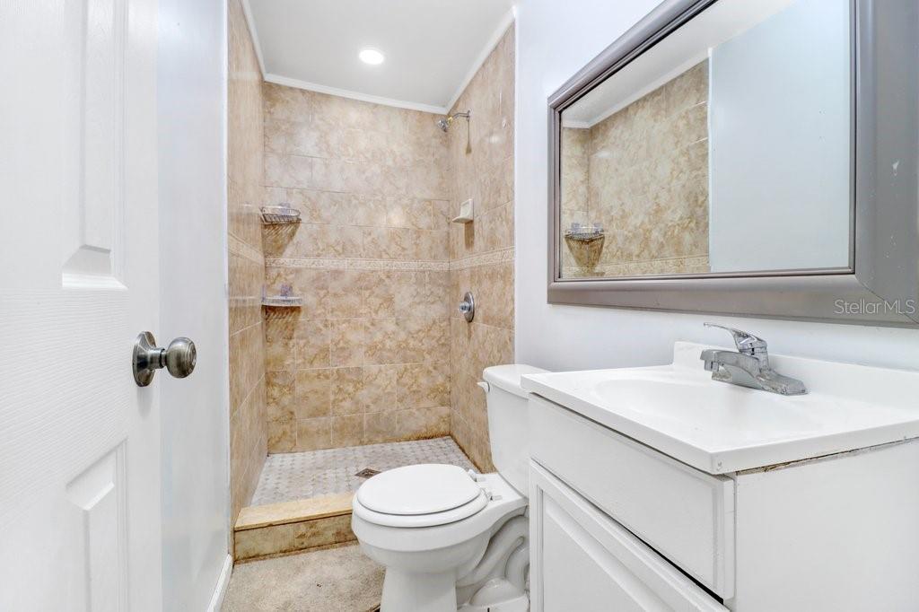 6720 FORRESTVALE LN — photo 34