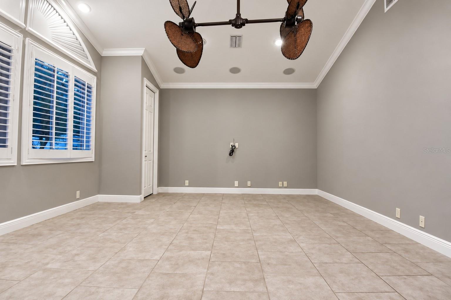 918 SHOALS LANDING DR — photo 45