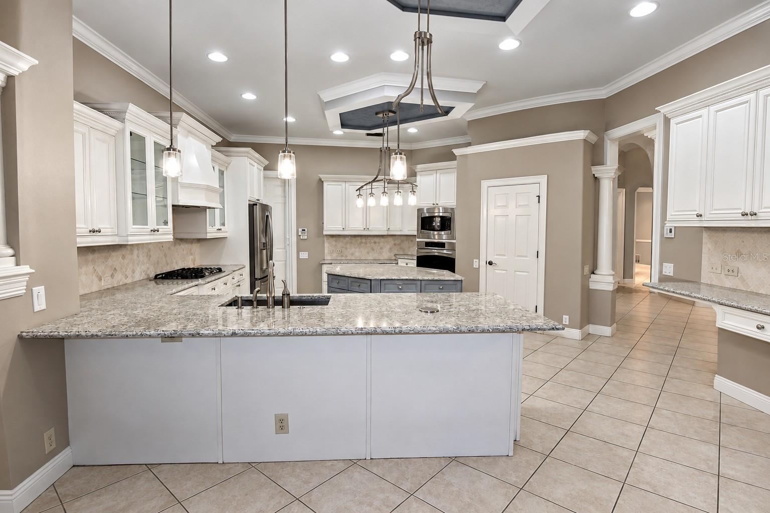 918 SHOALS LANDING DR — photo 18