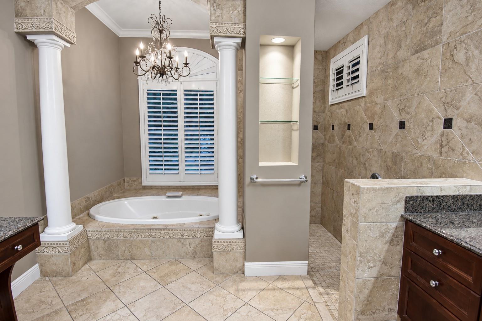 918 SHOALS LANDING DR — photo 32