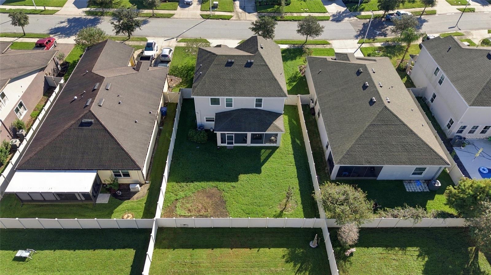 7945 OLIVE BROOK DR — photo 36