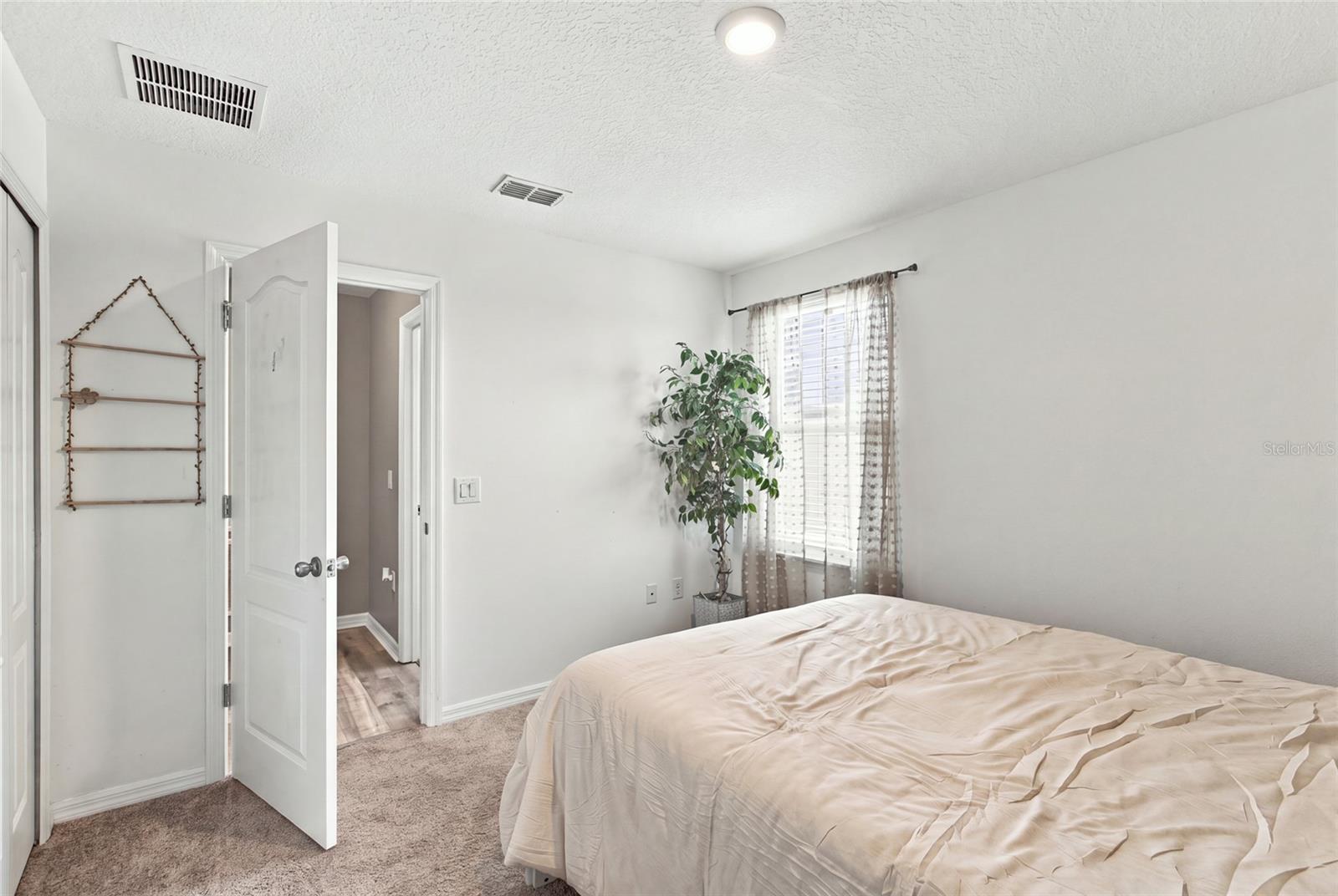 7945 OLIVE BROOK DR — photo 26