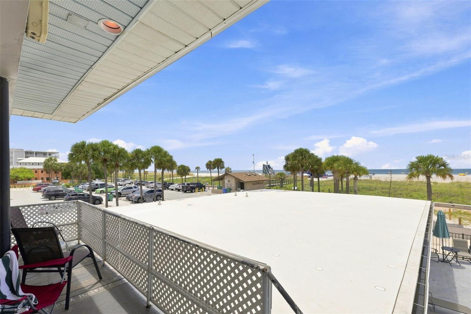 10450 GULF BLVD — photo 33