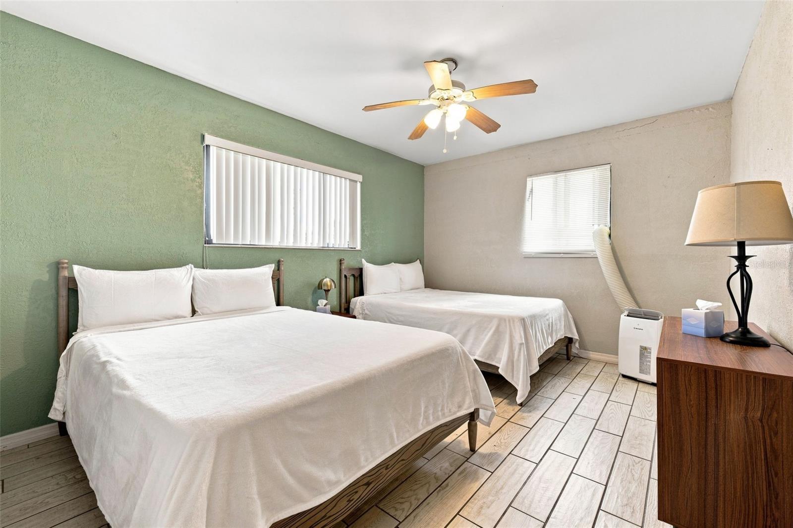 10450 GULF BLVD — photo 18