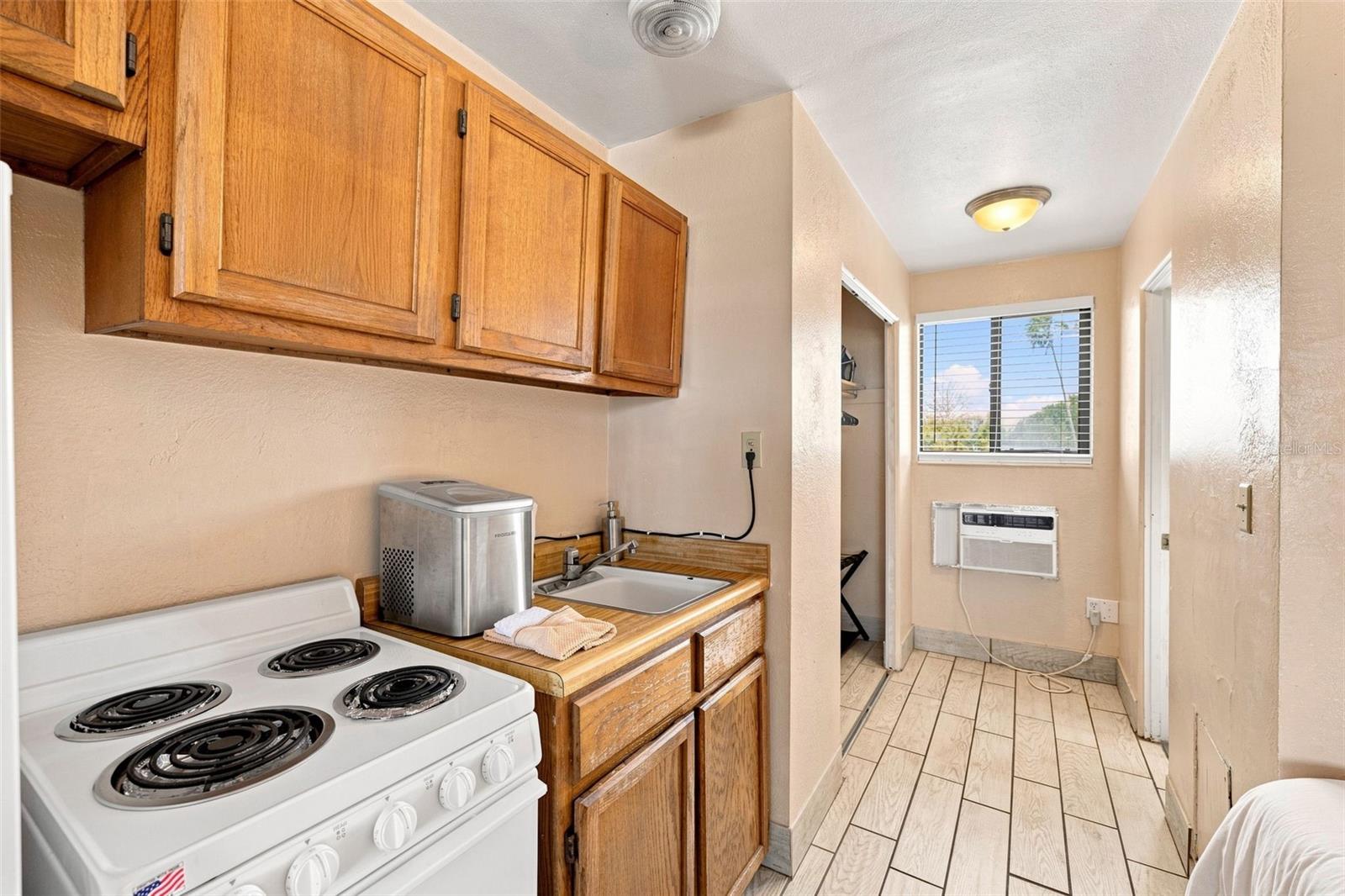 10450 GULF BLVD — photo 24