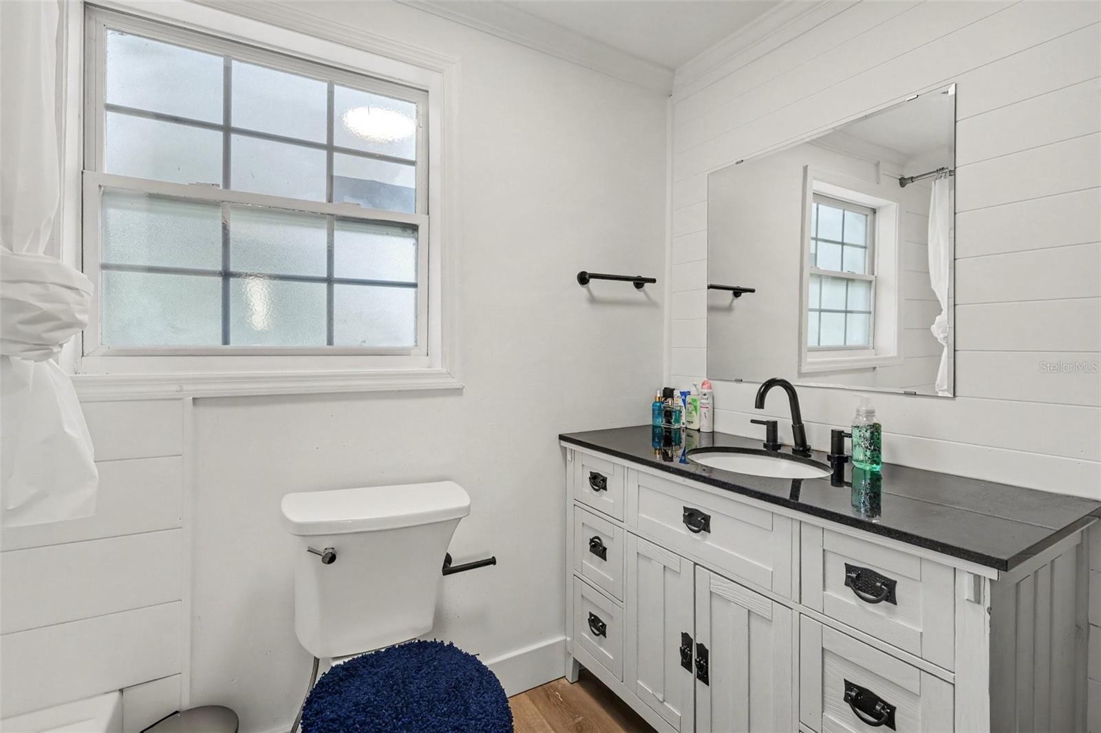 301 W CHELSEA ST — photo 19