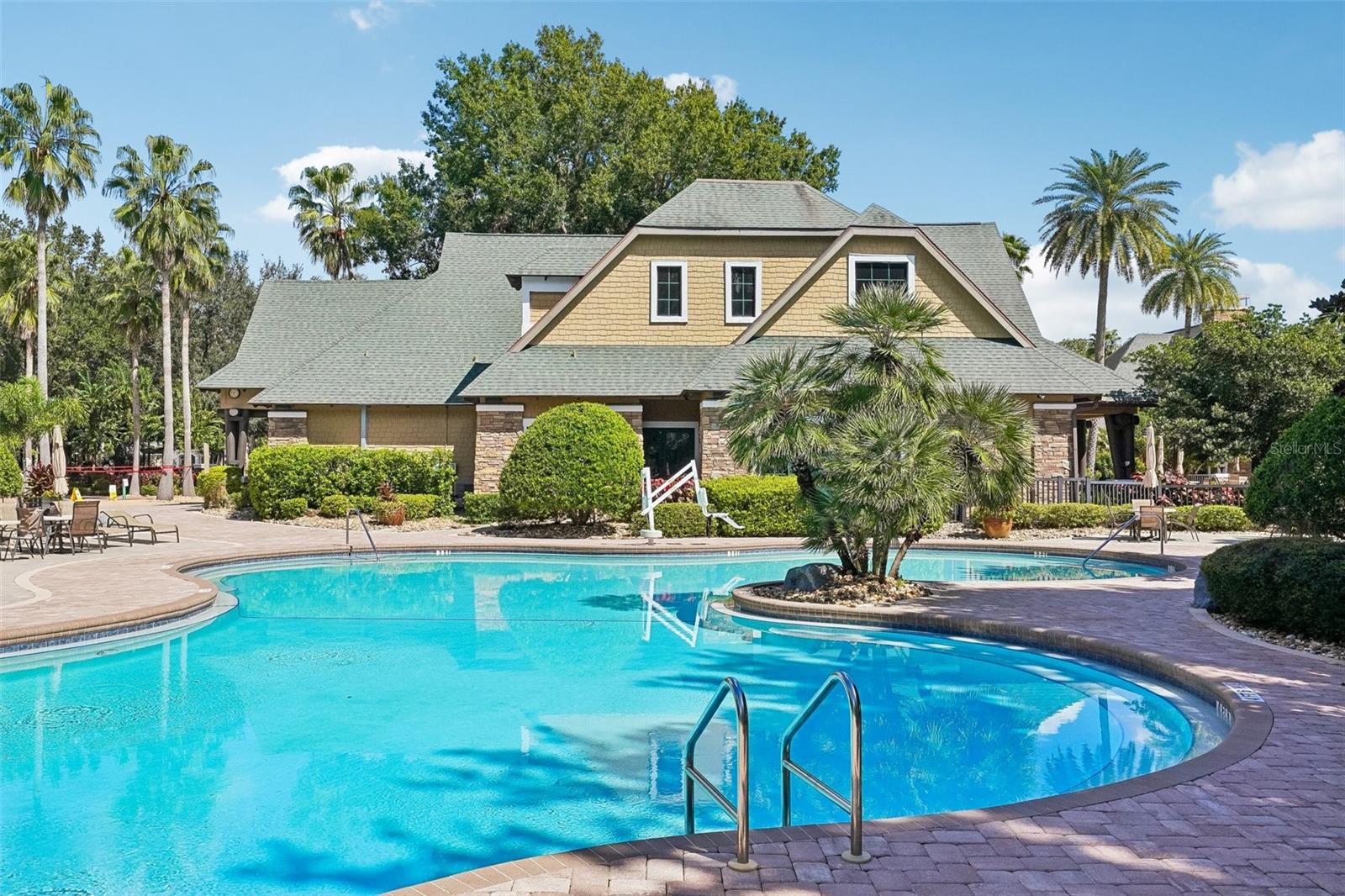 7404 AMBLESIDE DR — photo 46
