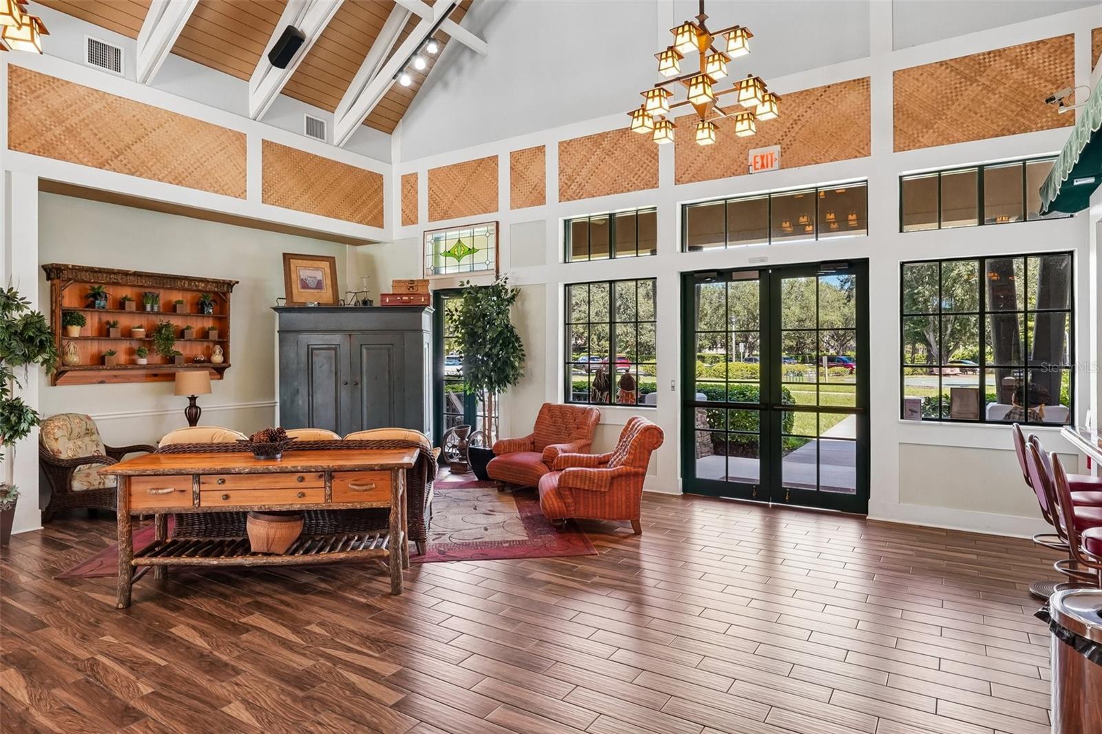 7404 AMBLESIDE DR — photo 33