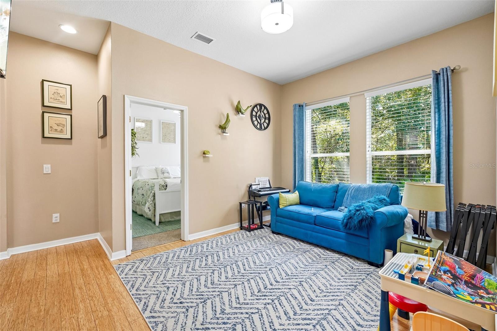 7404 AMBLESIDE DR — photo 23