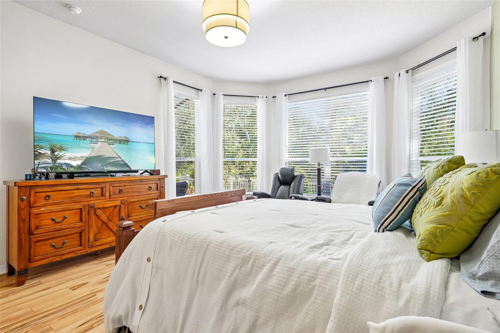7404 AMBLESIDE DR — photo 14