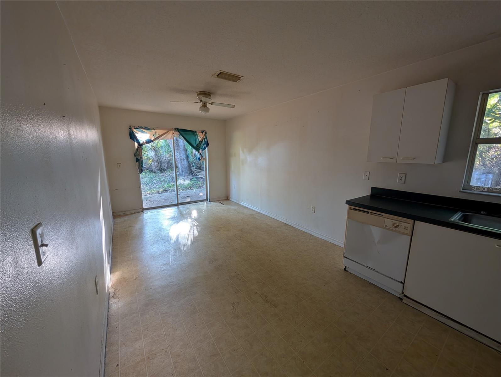 3510 CENTRAL AVE — photo 12