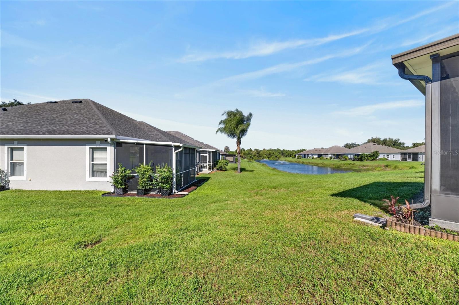 6817 SURREY OAK DR — photo 36
