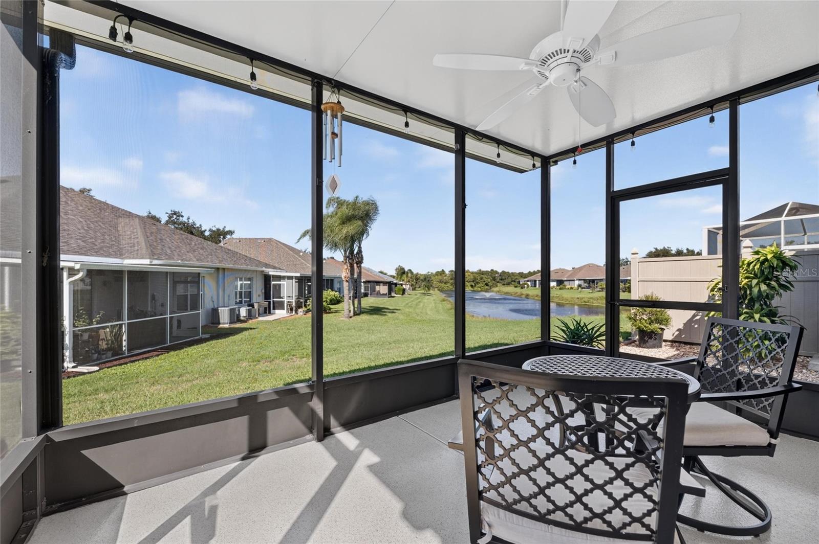 6817 SURREY OAK DR — photo 34