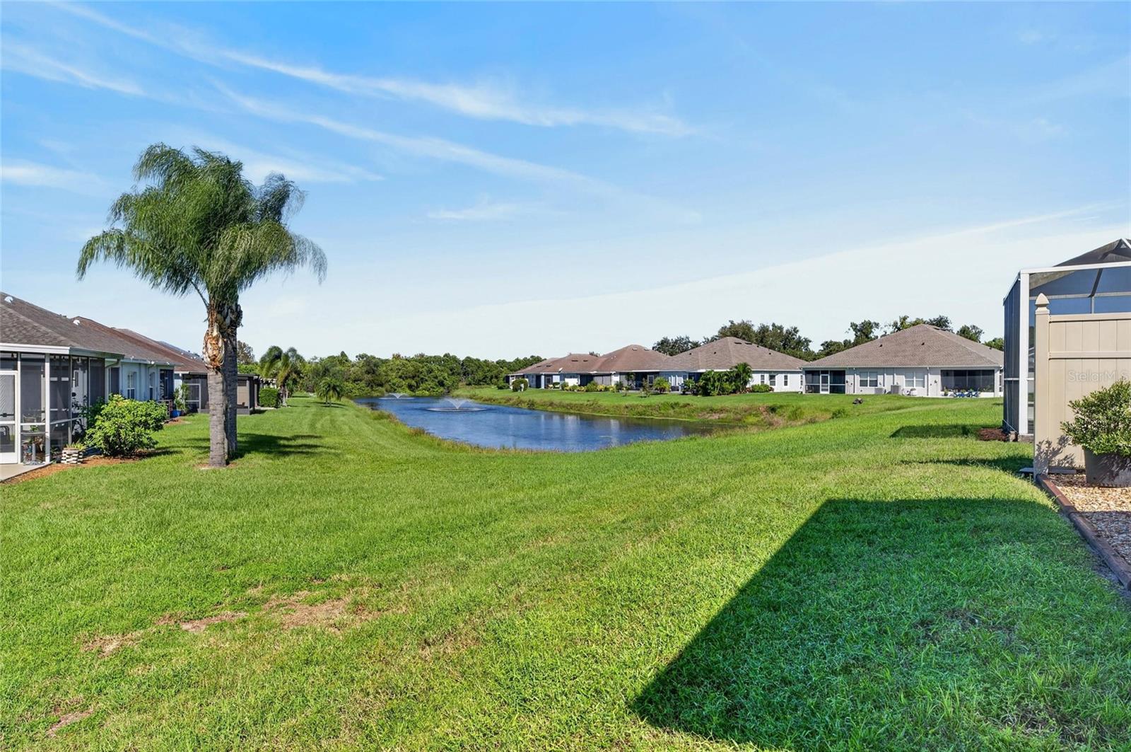 6817 SURREY OAK DR — photo 38