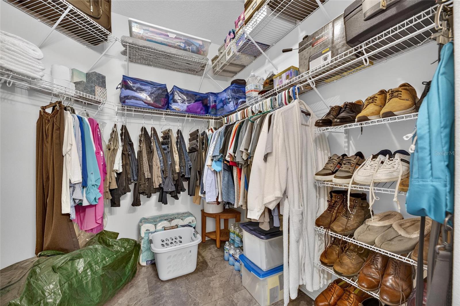 6817 SURREY OAK DR — photo 28