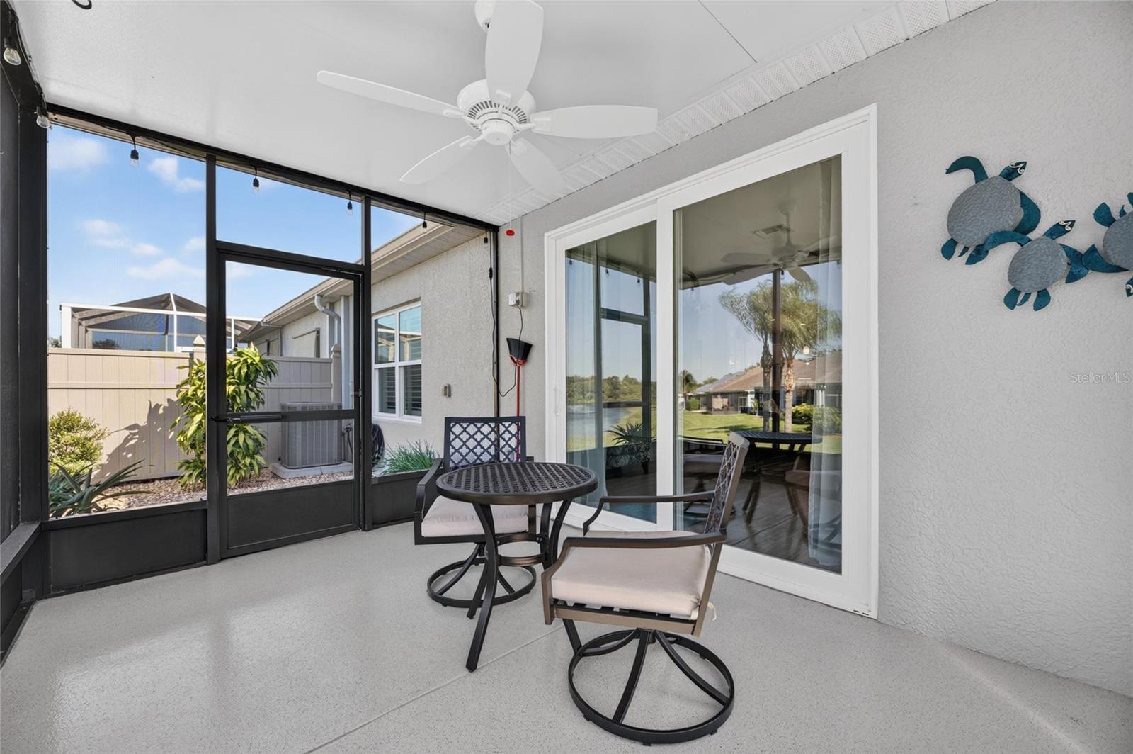 6817 SURREY OAK DR — photo 35