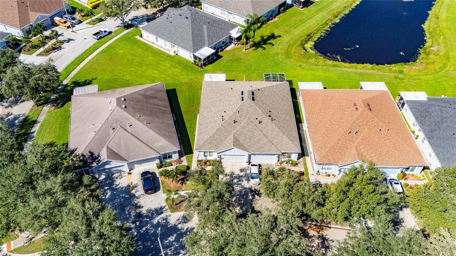 6817 SURREY OAK DR — photo 43