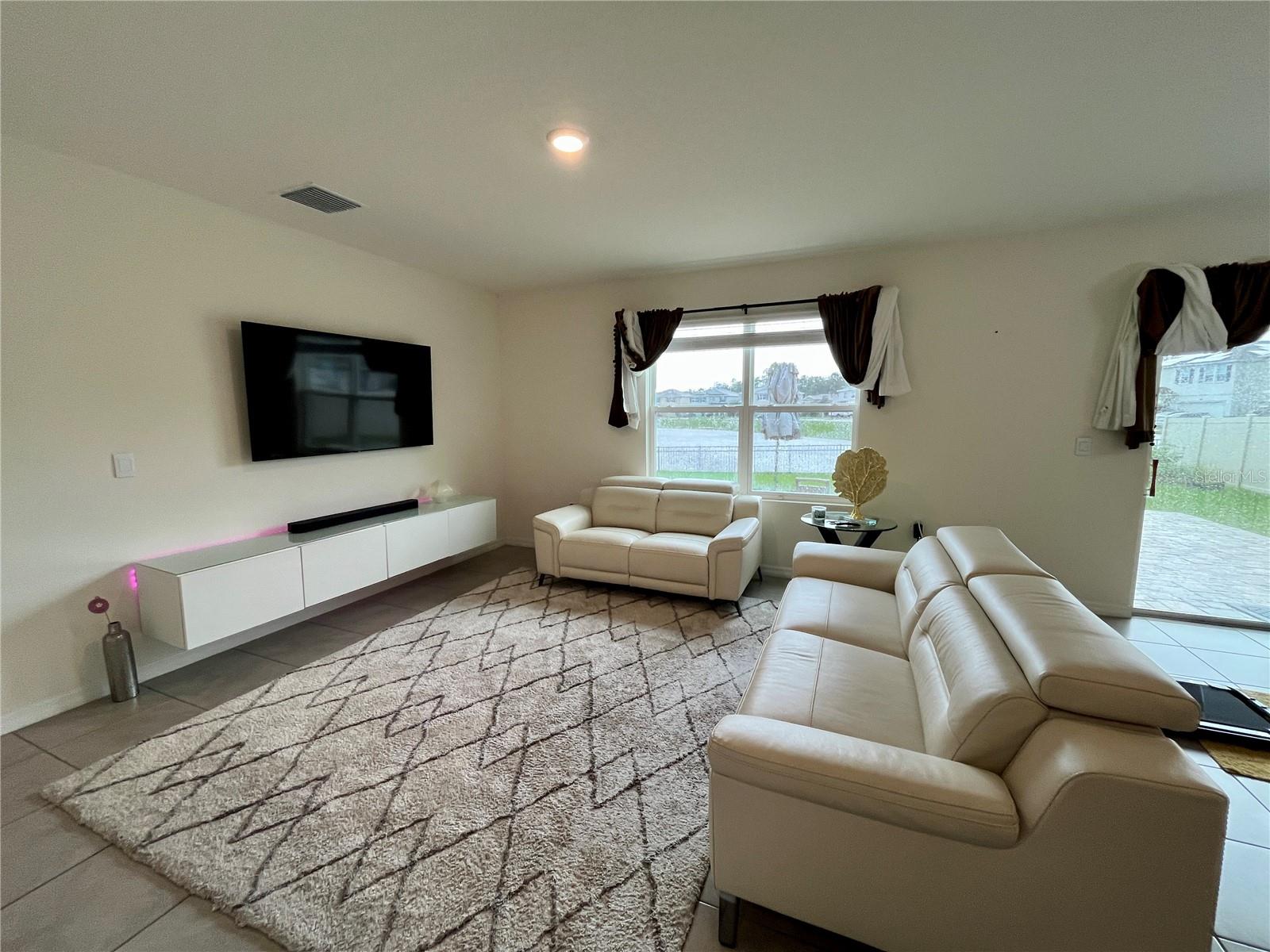 15450 BLACK PEPPER LN — photo 9