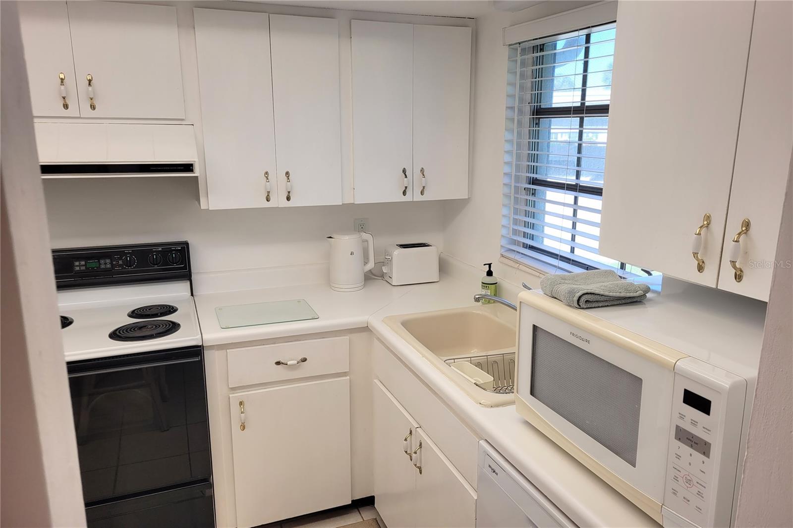 2609 GOLF COURSE DR #403 — photo 9