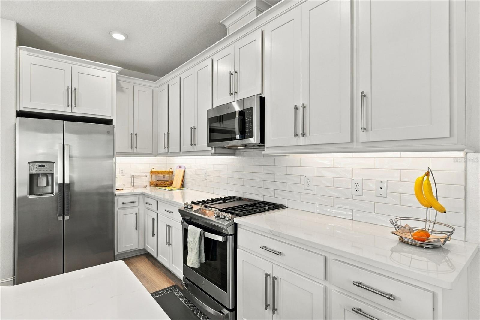 5127 SAN MARTINO DR — photo 10